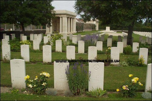 Vermelles British Cemetery